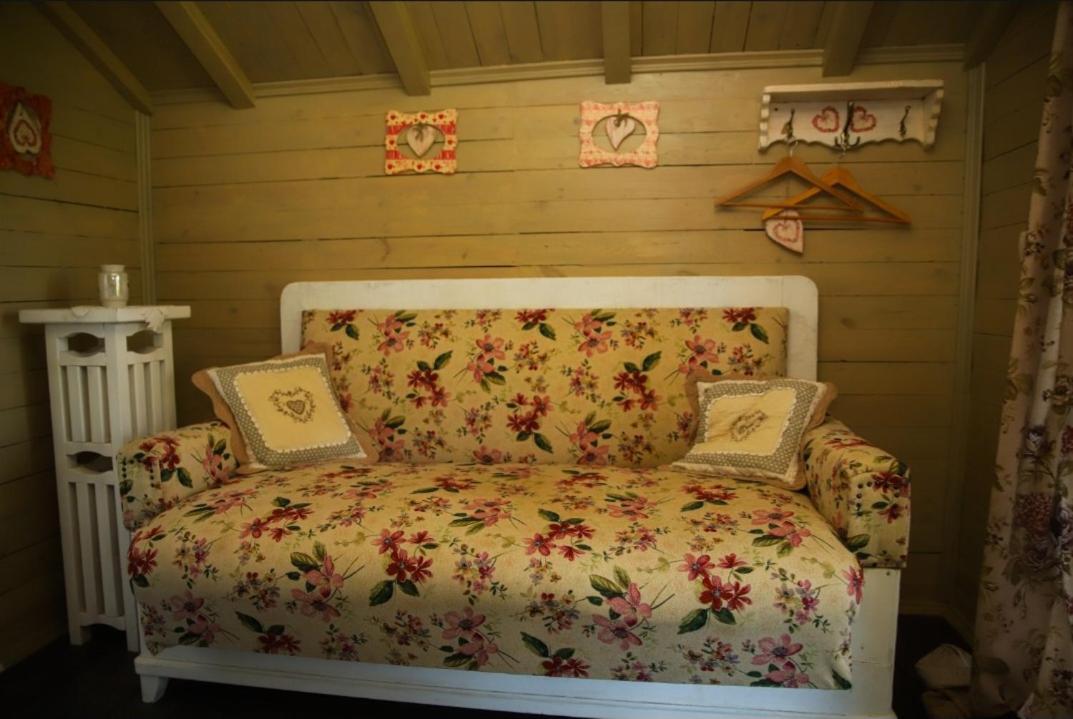فندق Pastoral Glamping Velikiy Les المظهر الخارجي الصورة